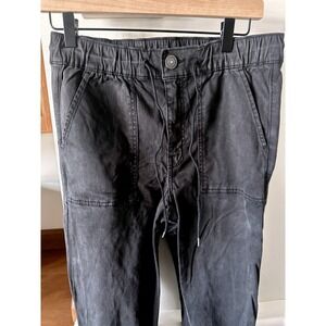 American Eagle Black Cargo Slim Fit Joggers Women's 10 Stretch Pants